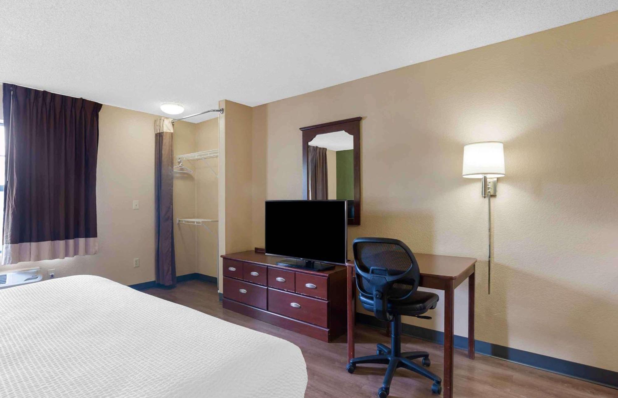 Extended Stay America Suites - Houston - Зе-Вудлендс Экстерьер фото